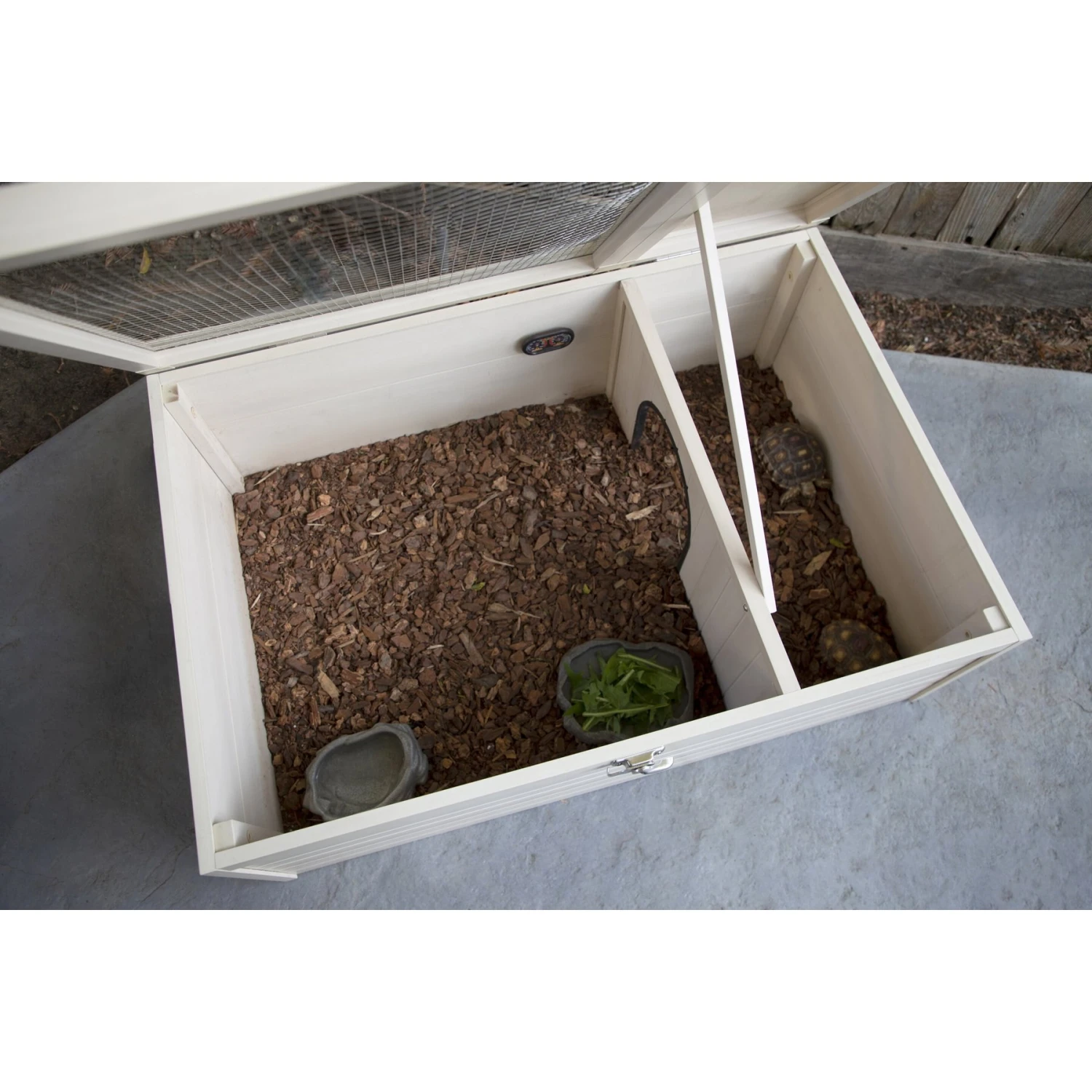 New Age Pet ECOFLEX Sonoran Indoor Outdoor Tortoise House - Image 9